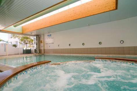 Le Robinson Hotel Saint-Jean-de-Monts Luaran gambar