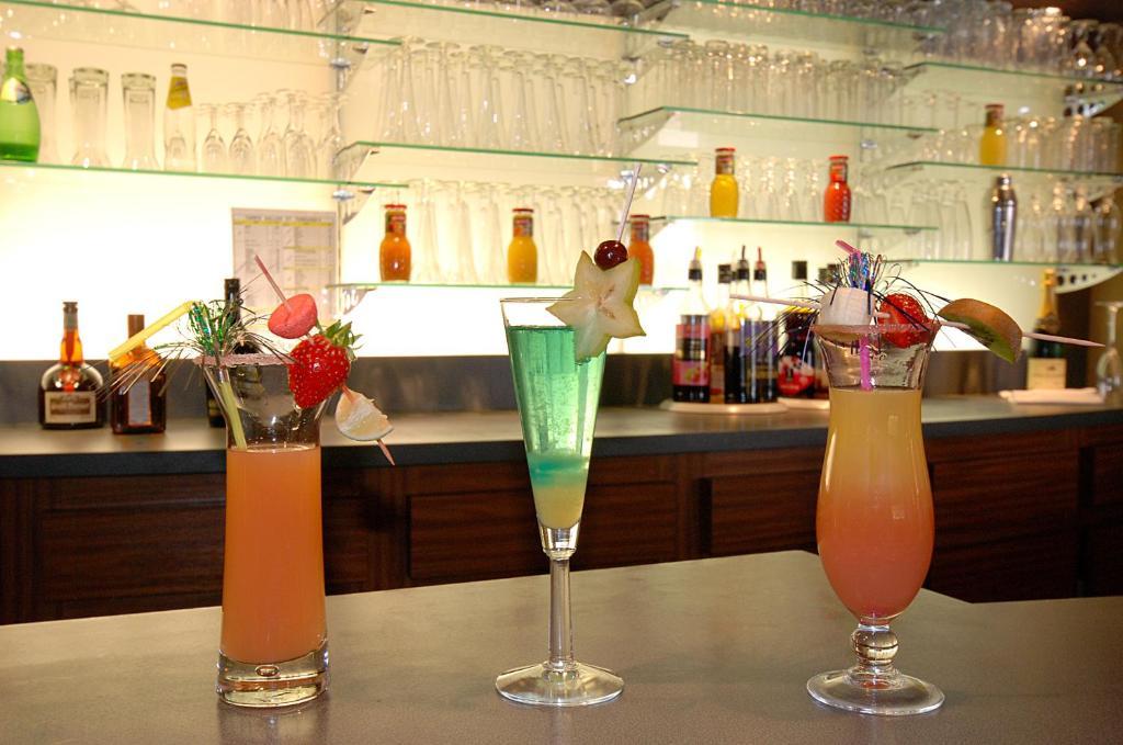 Le Robinson Hotel Saint-Jean-de-Monts Luaran gambar